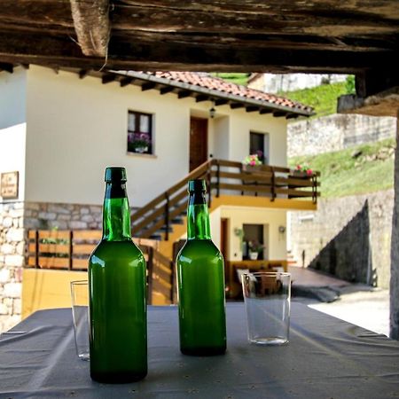 Apartamentos 'Los Balcones De Nieda 2' Onís Eksteriør bilde